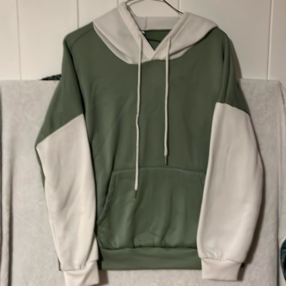 Green and white hoodie. Wool lined, size medium. Shein.